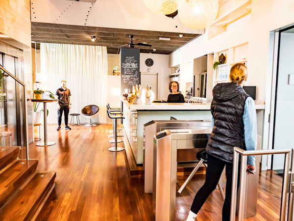 Moderne receptie bij fysiotherapie praktijk Sento Medical